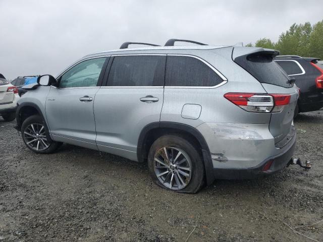  TOYOTA HIGHLANDER 2018 Srebrny