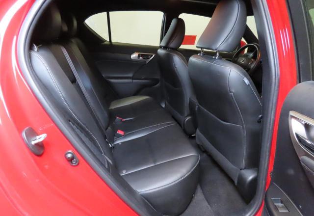 Хэтчбеки LEXUS CT 200 2015 Красный