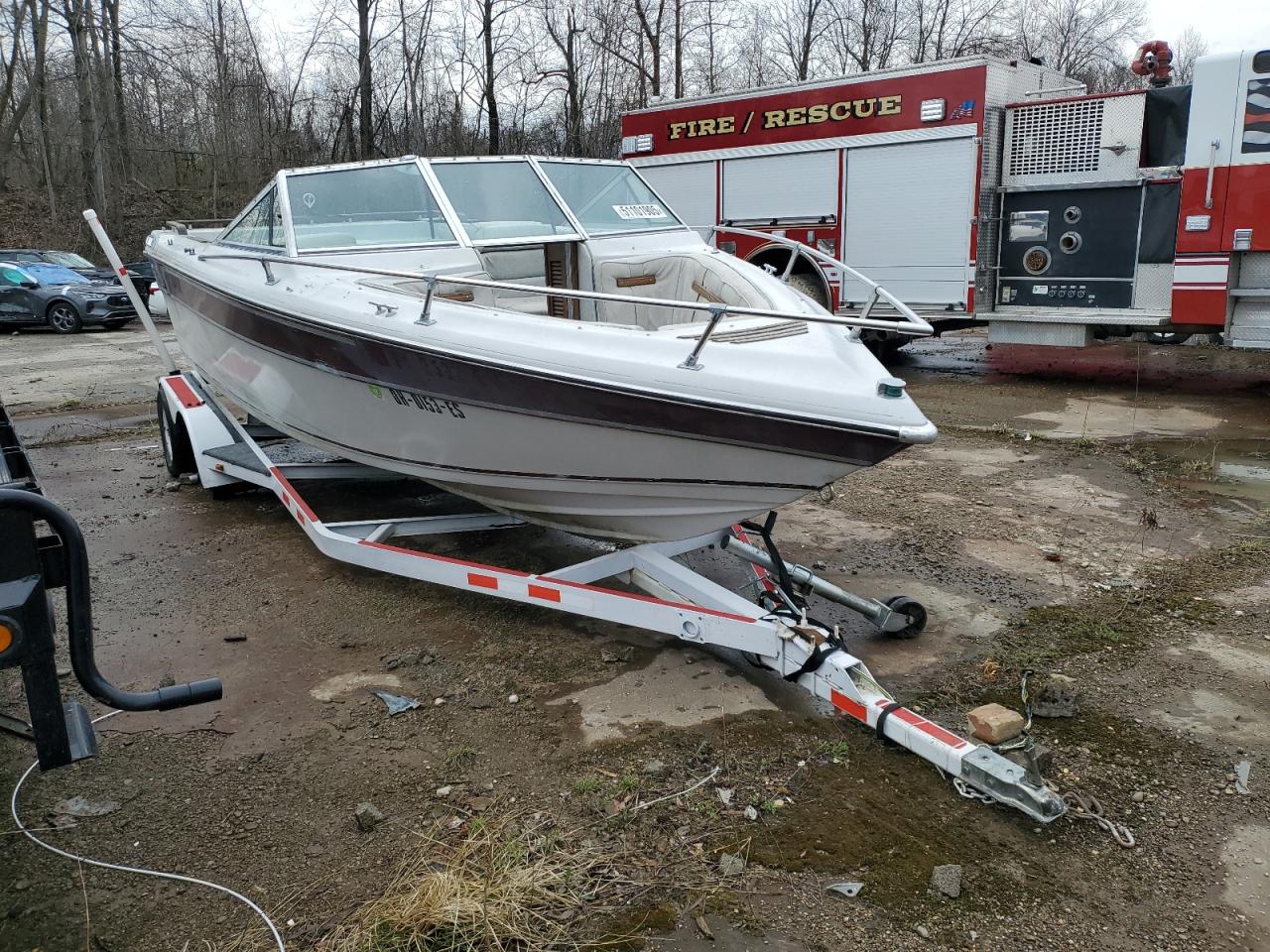1985 Celebrity Boat за продажба в Ellwood City, PA - All Over