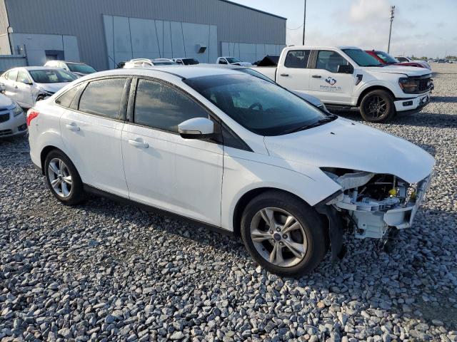  FORD FOCUS 2014 Biały