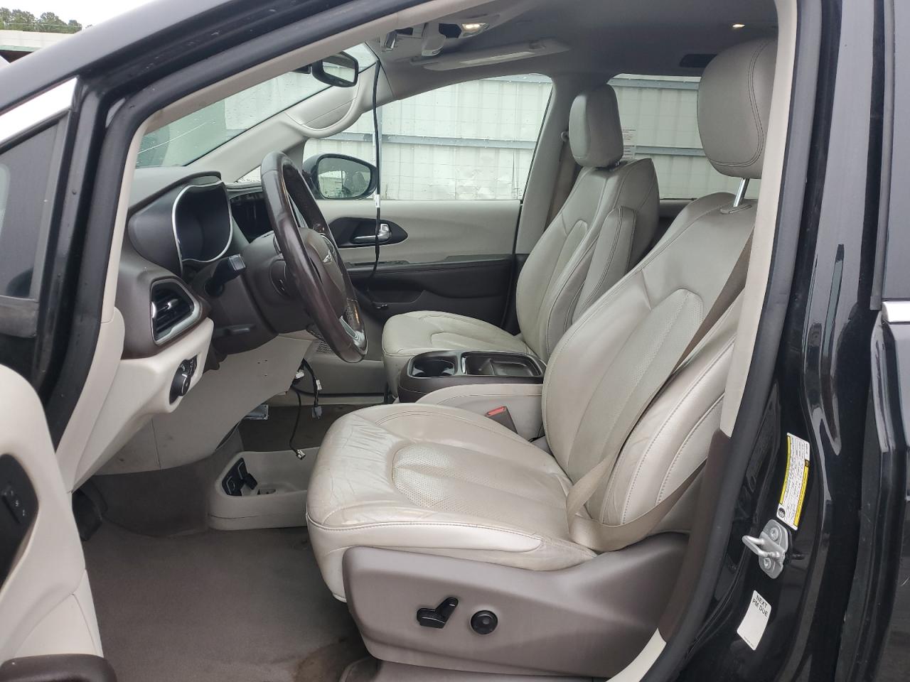 2020 Chrysler Pacifica Touring L VIN: 2C4RC1BG2LR115059 Lot: 51490395