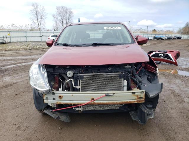  NISSAN VERSA 2018 Czerwony