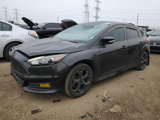  FORD FOCUS 2015 Czarny