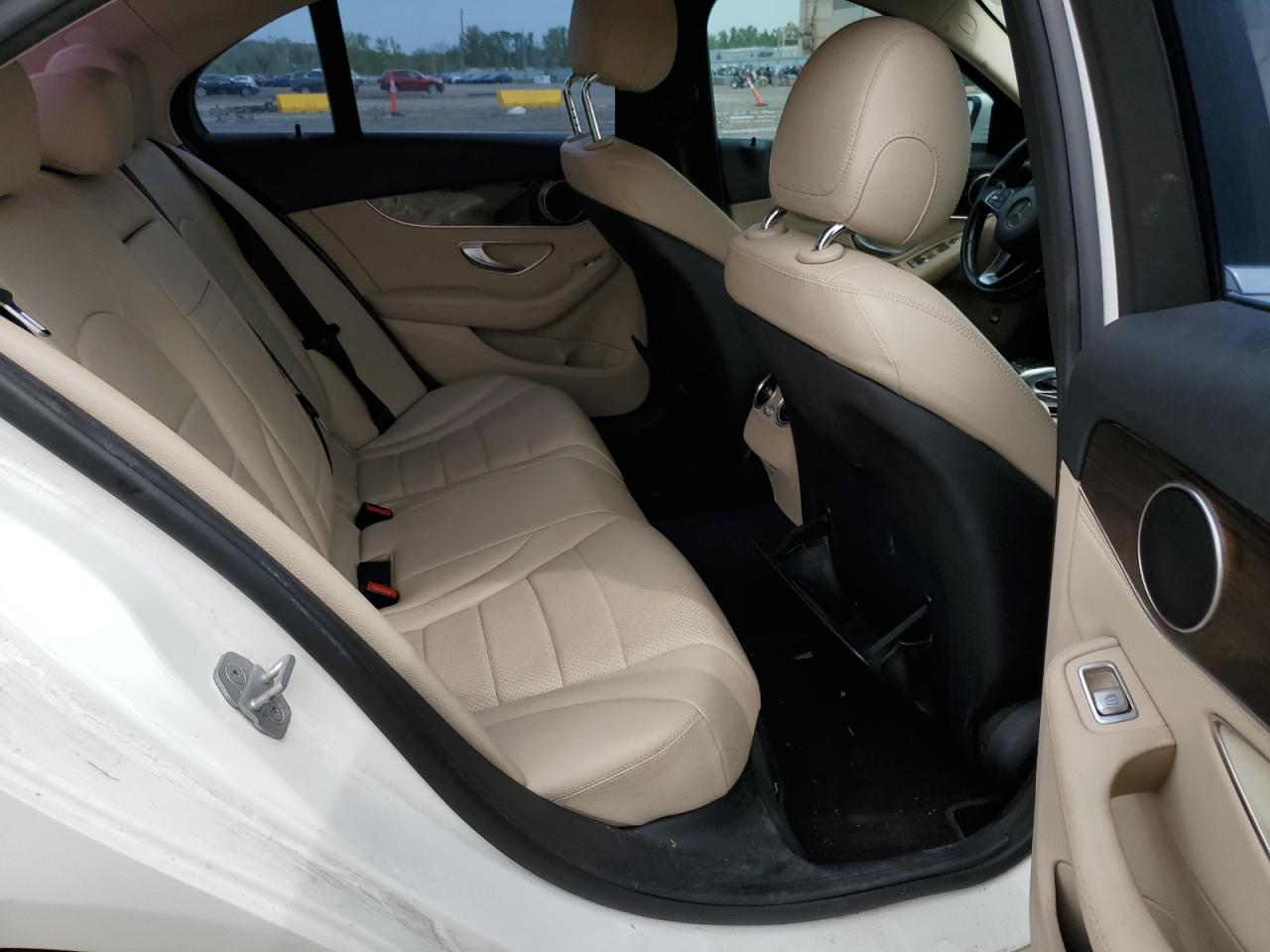 2015 Mercedes-Benz C 300 VIN: 55SWF4JB6FU050863 Lot: 54478625