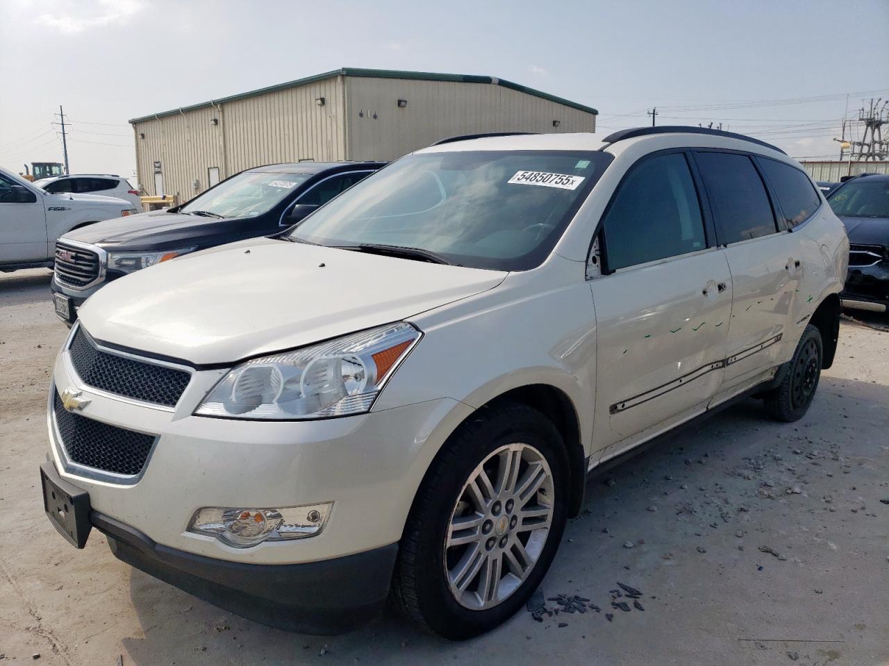 1GNKRGED6BJ266582 CHEVROLET TRAVERSE Photo 1