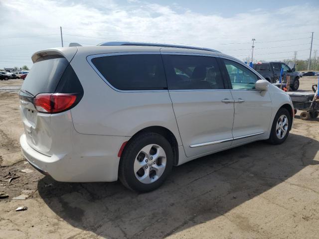 Minivans CHRYSLER PACIFICA 2017 White