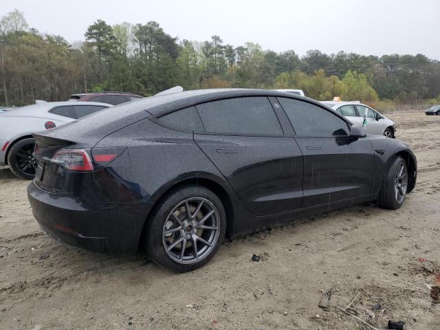  TESLA MODEL 3 2023 Czarny