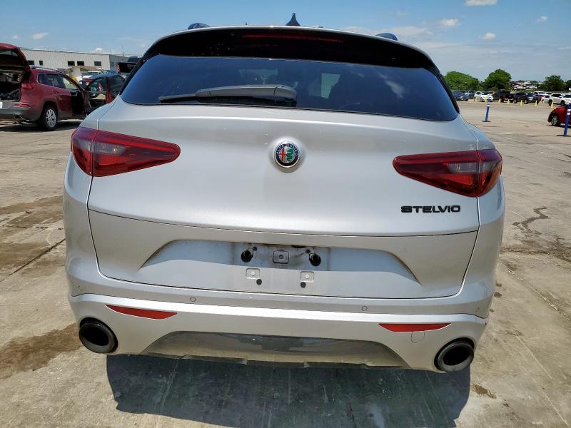  ALFA ROMEO STELVIO 2020 Srebrny