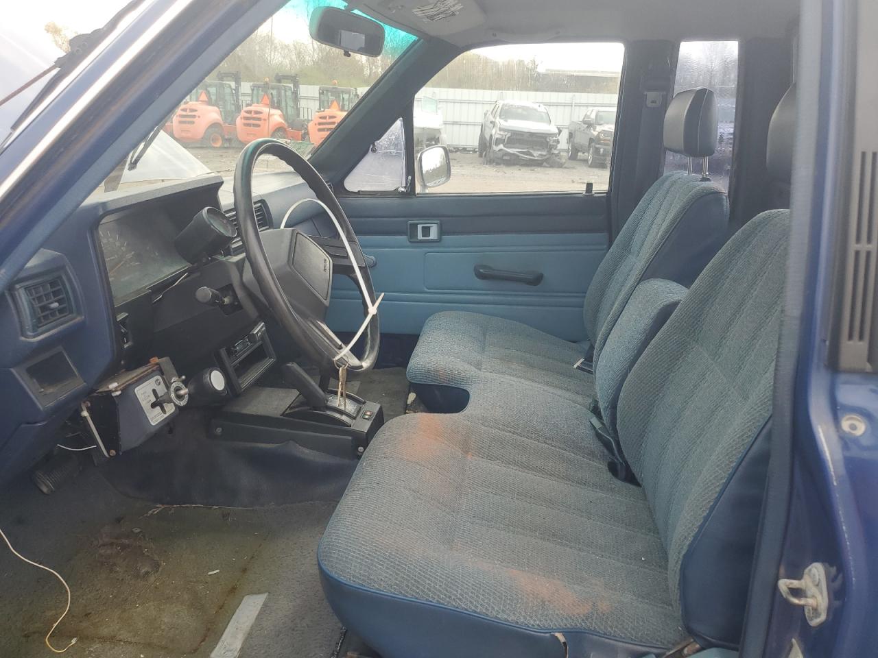 1986 Toyota Pickup Xtracab Rn67 Dlx VIN: JT4RN67P5G5035418 Lot: 54094055