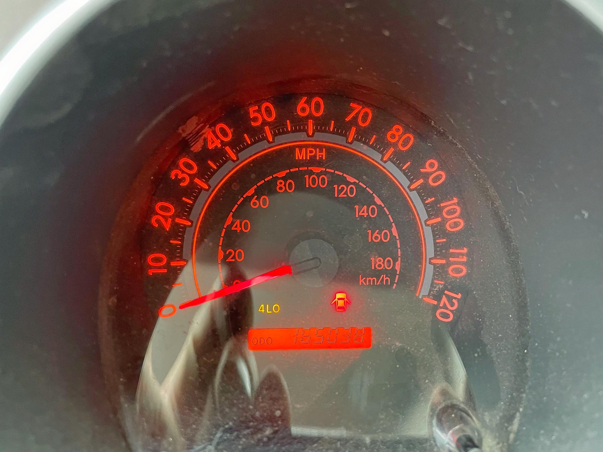 Пікапи TOYOTA TUNDRA 2013 Сріблястий