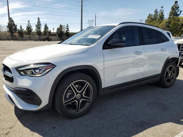 MERCEDES-BENZ GLA 250 2022