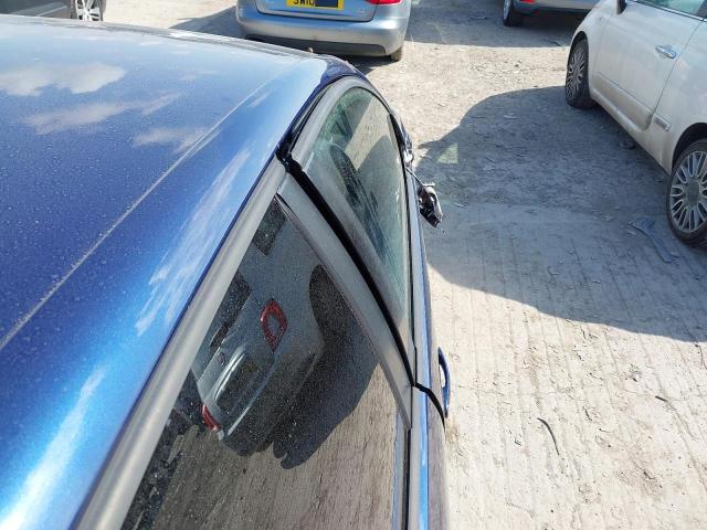 2005 VOLKSWAGEN GOLF GT TD