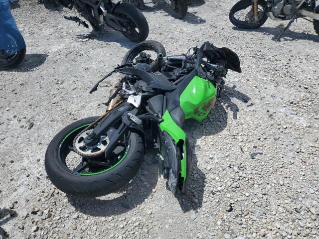  KAWASAKI EX650 F 2018 Зелений