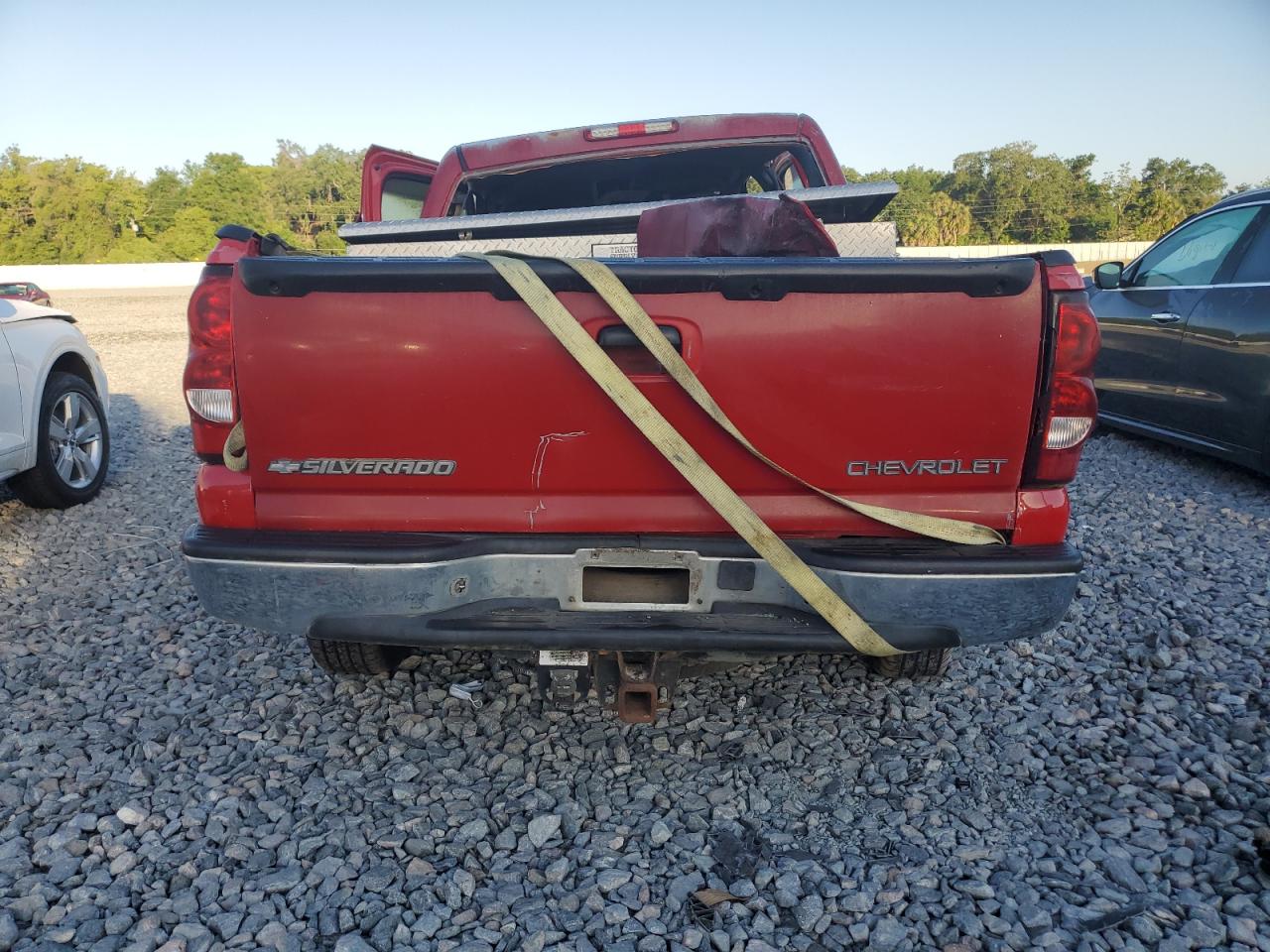 2005 Chevrolet Silverado C1500 VIN: 2GCEC13T151244423 Lot: 52854975