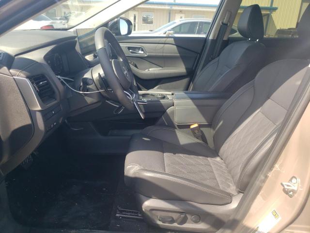  NISSAN ROGUE 2024 Brown