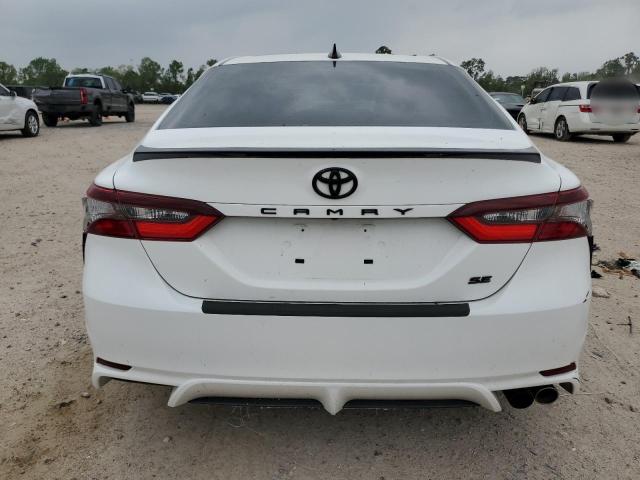  TOYOTA CAMRY 2021 Biały