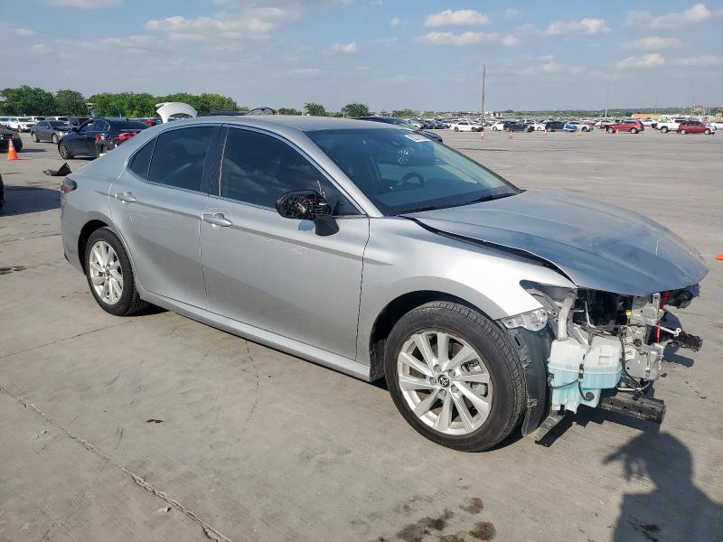  TOYOTA CAMRY 2023 Srebrny