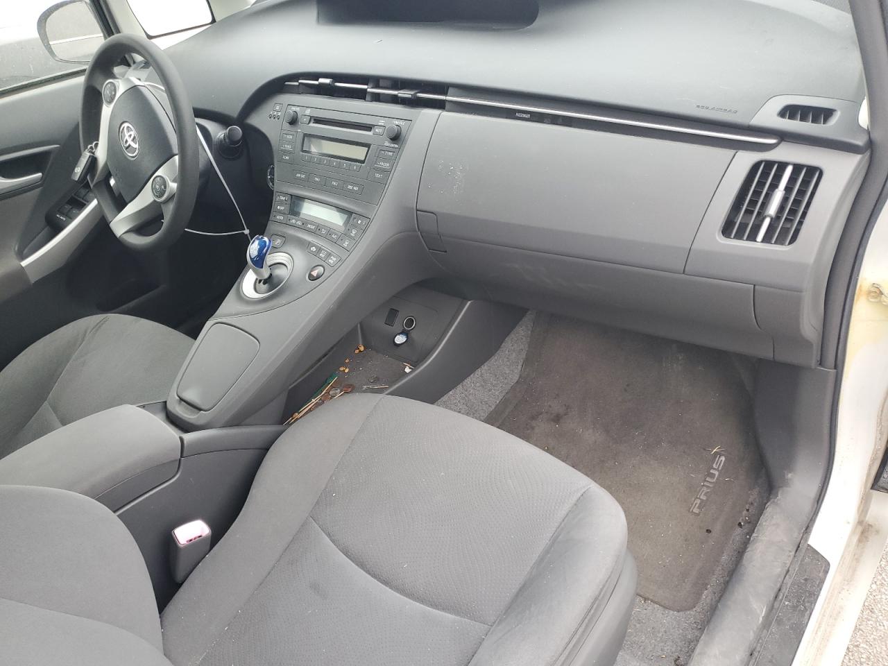 2010 Toyota Prius - Image 8
