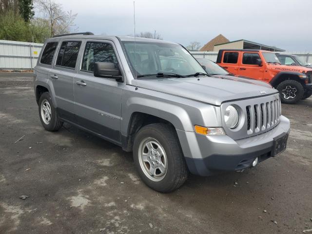 Паркетники JEEP PATRIOT 2016 Сріблястий