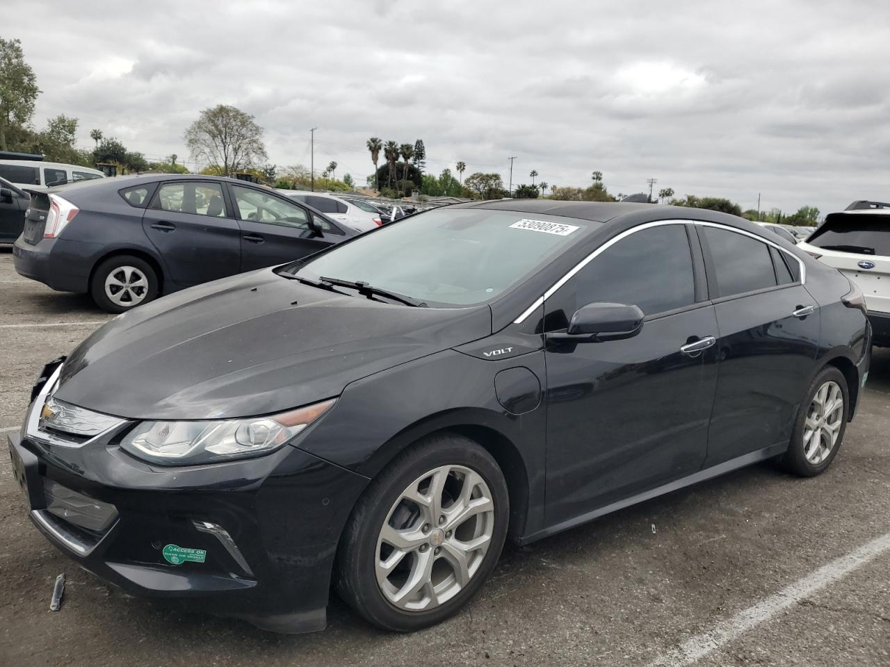 2017 Chevrolet Volt Premier на продаже в Van Nuys, CA - Front End