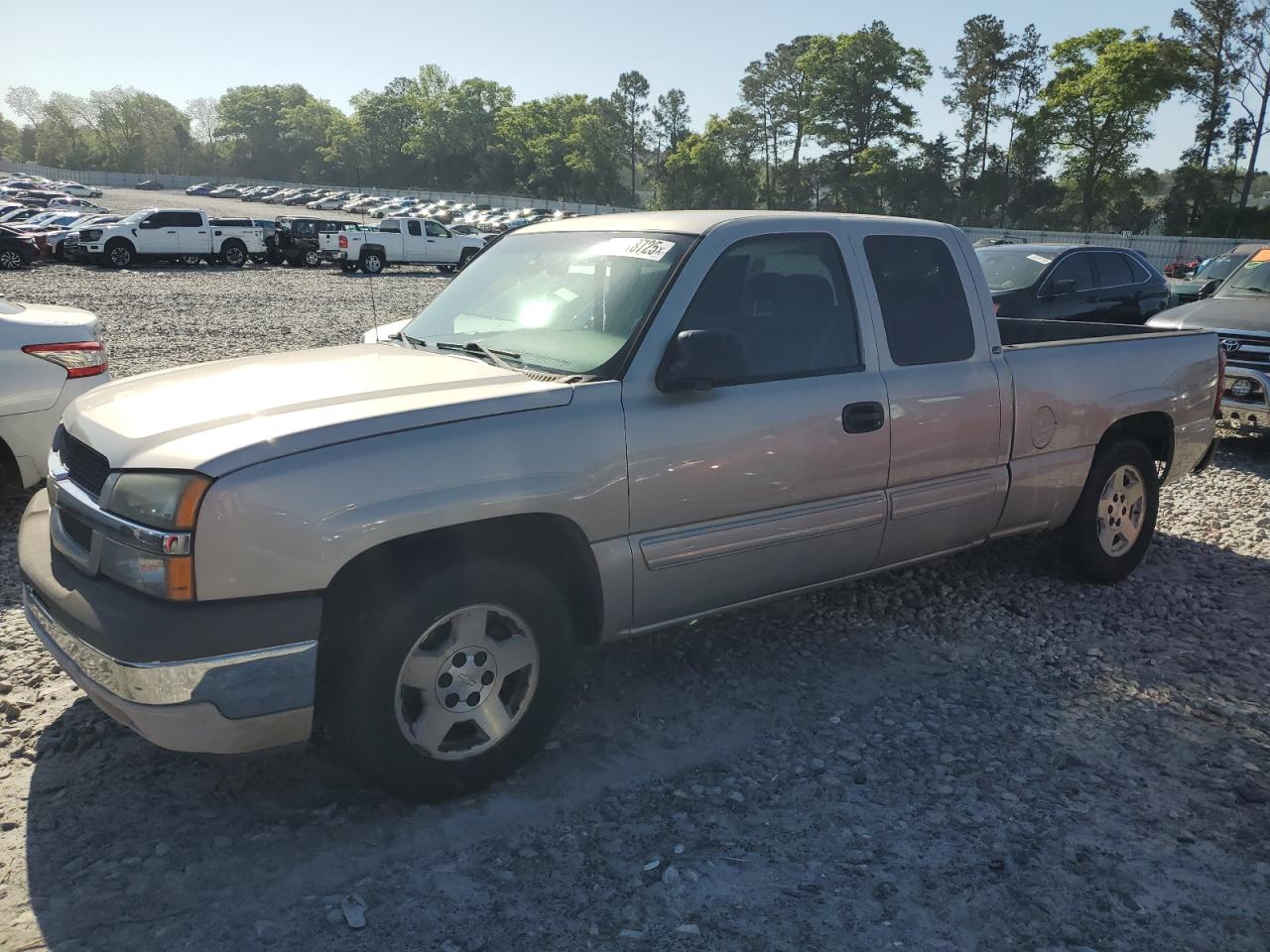 2005 Chevrolet Silverado C1500 for Sale in Byron, GA - Side
