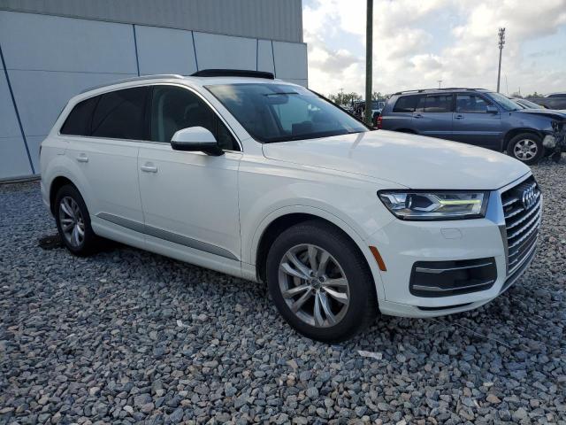  AUDI Q7 2018 Белы