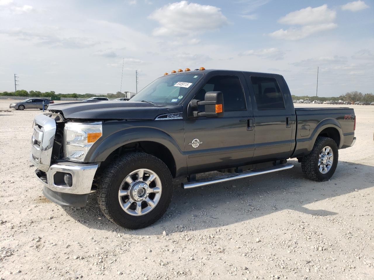 2015 Ford F250 Super Duty for Sale in New Braunfels, TX - Front End
