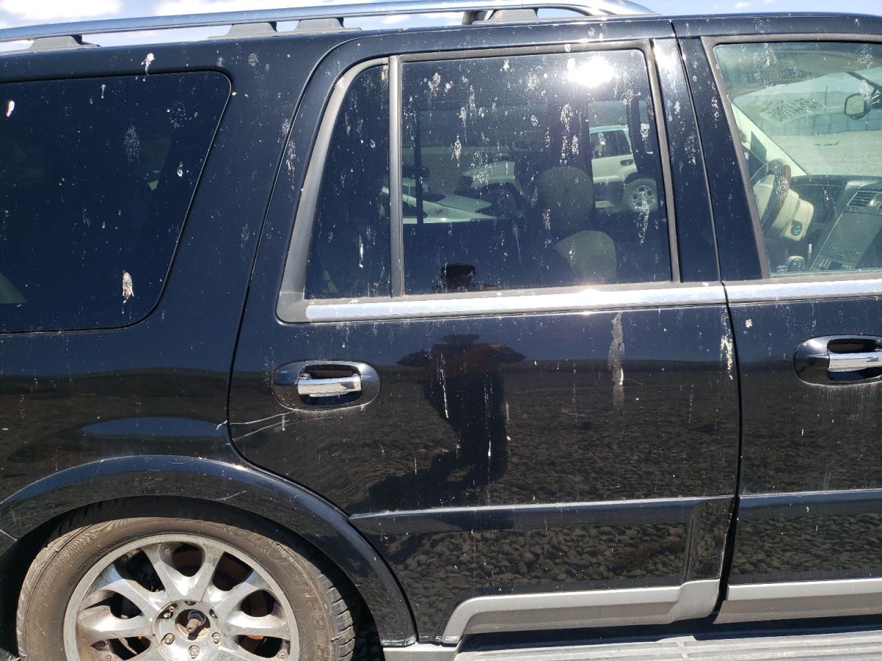 2003 Lincoln Navigator VIN: 5LMFU28R03LJ34130 Lot: 67618565