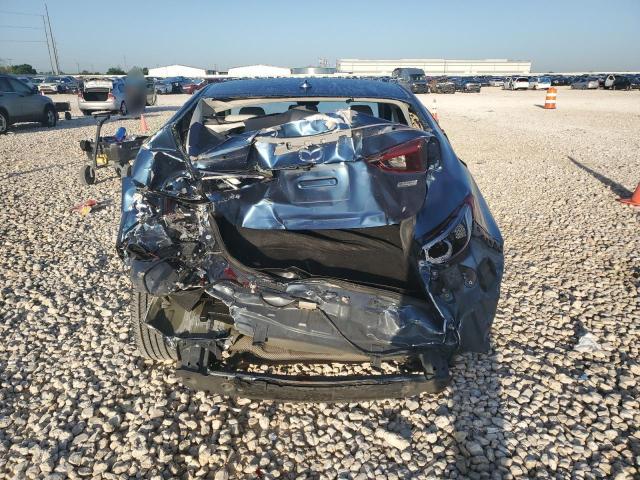  MAZDA 3 2018 Granatowy