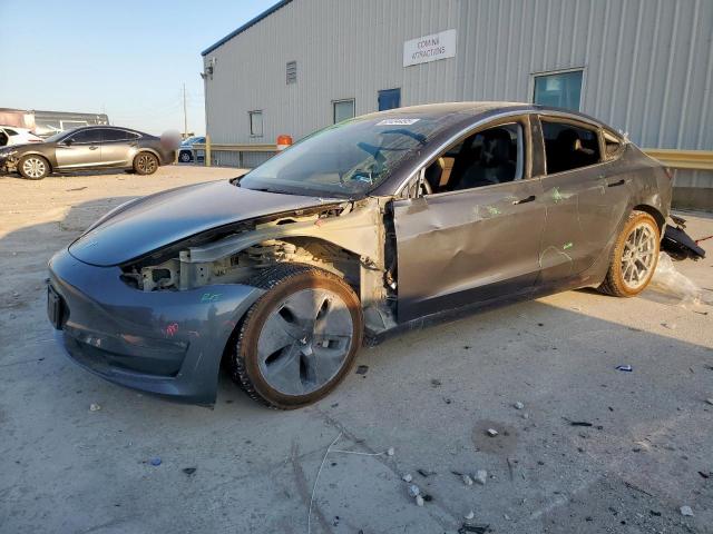  TESLA MODEL 3 2020 Серый
