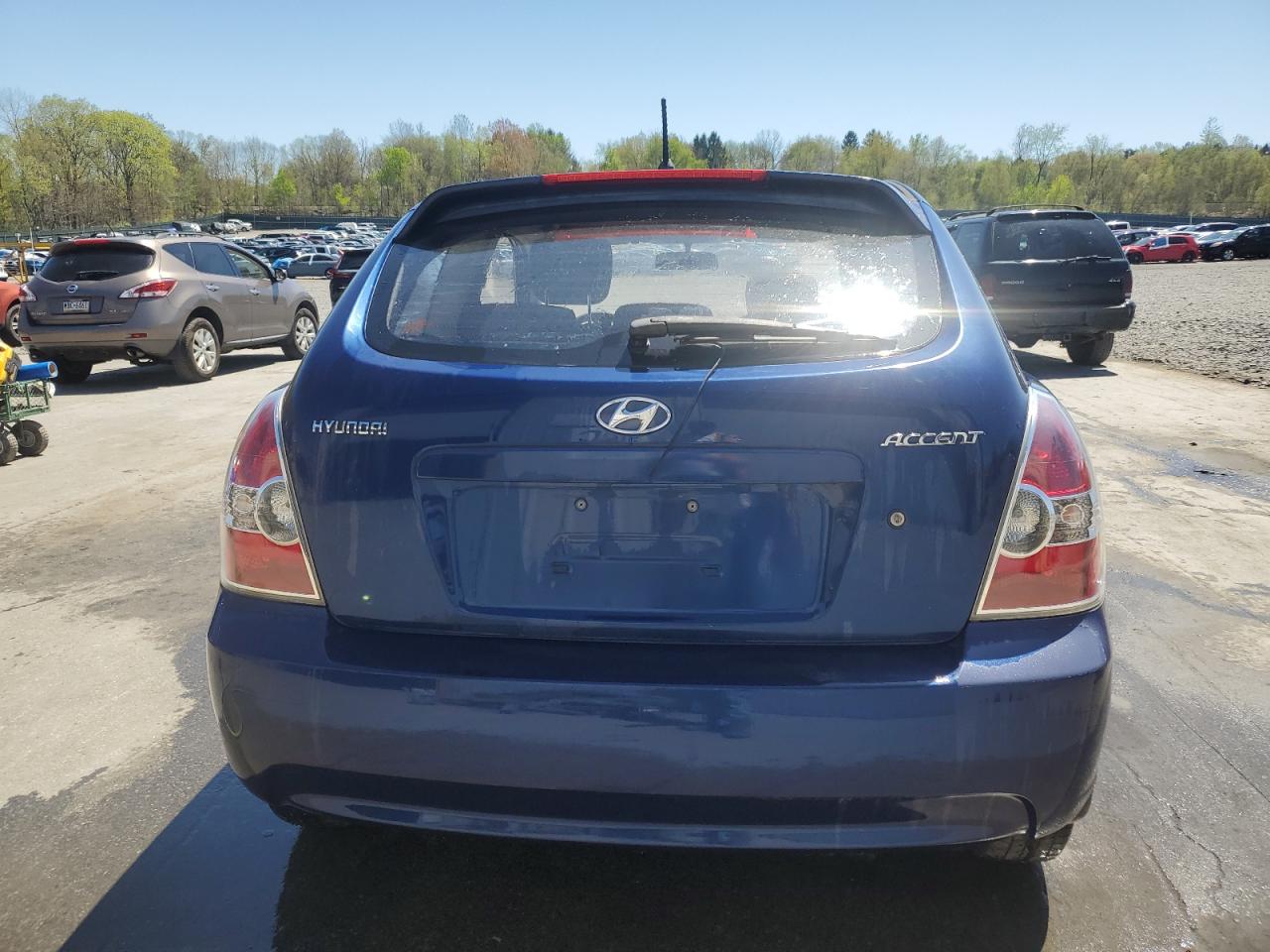 2010 Hyundai Accent Blue VIN: KMHCM3AC7AU168316 Lot: 53984035