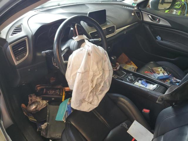  MAZDA 3 2017 Srebrny