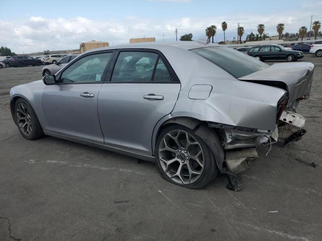  CHRYSLER 300 2018 Серебристый