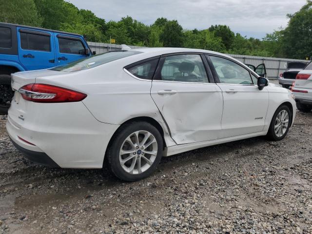  FORD FUSION 2019 Белы