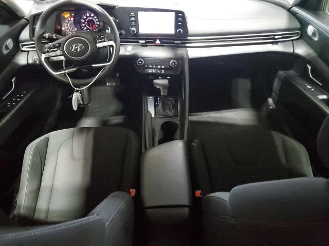  HYUNDAI ELANTRA 2022 Красный