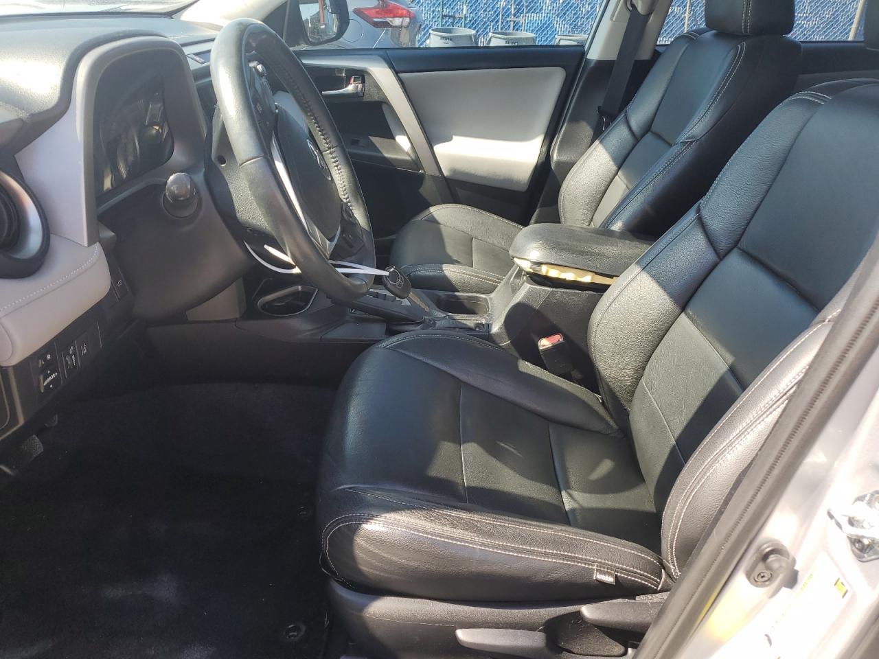 2t3wfrevxhw341608 2T3WFREVXHW341608 2017 Toyota Rav4 Xle
