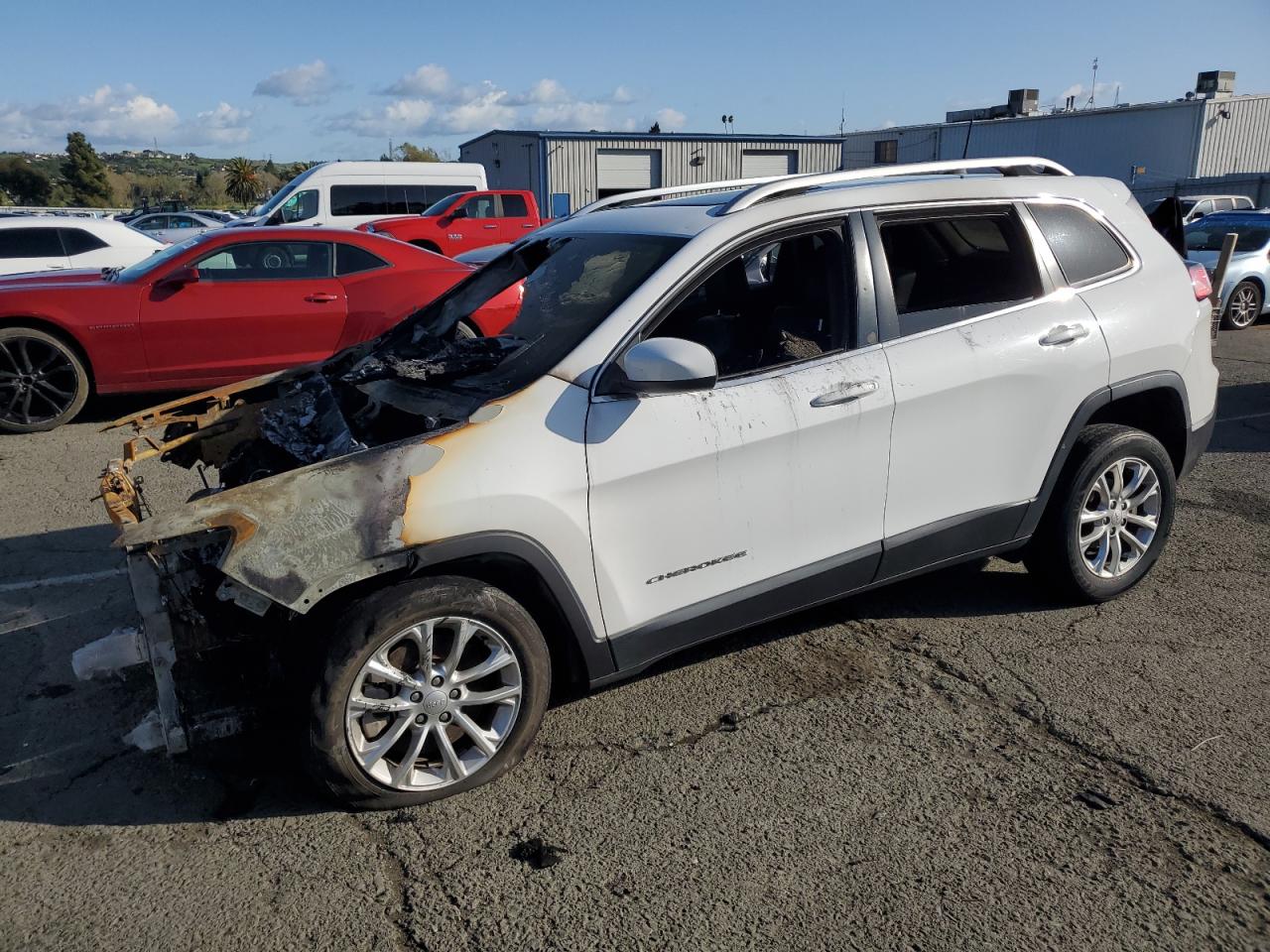 2019 Jeep Cherokee Latitude en Venta en Vallejo, CA - Burn