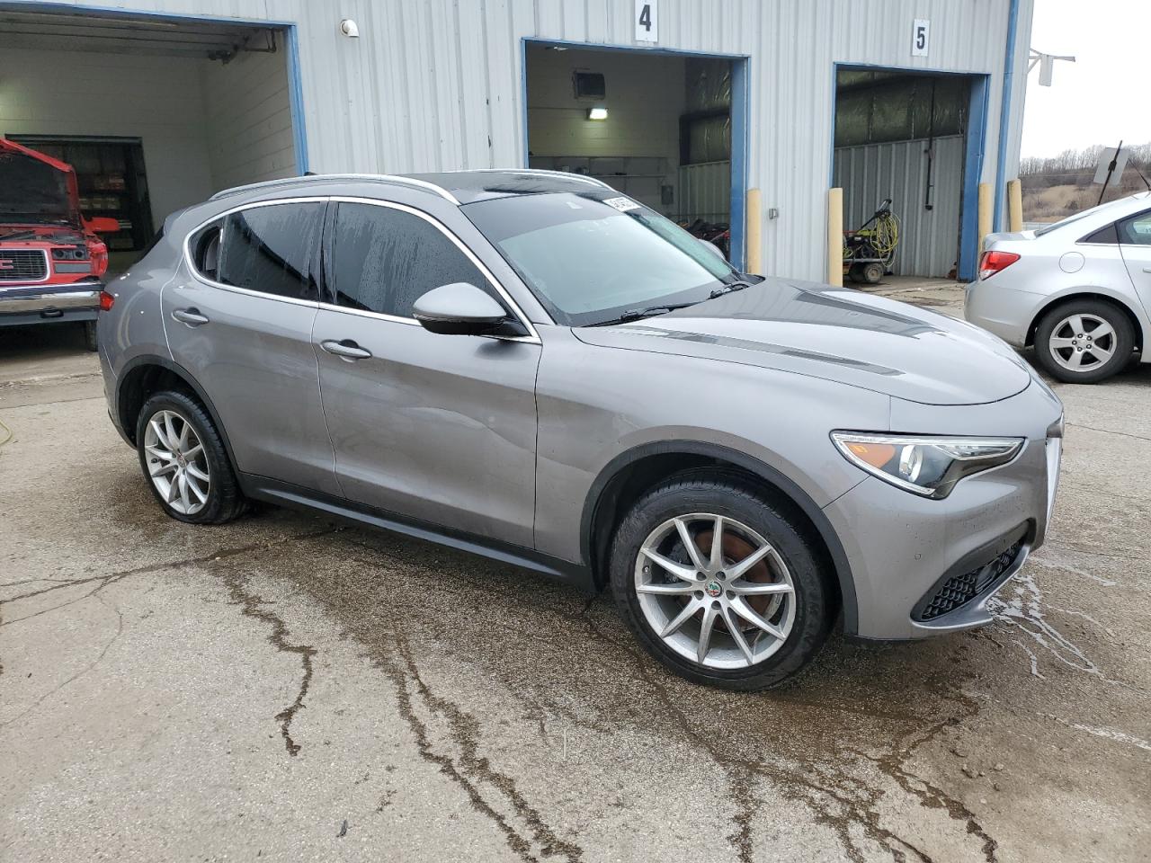 2018 Alfa Romeo Stelvio - Image 4