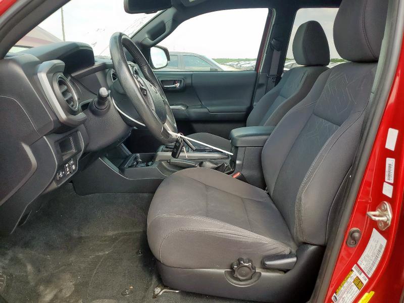  TOYOTA TACOMA 2017 Красный