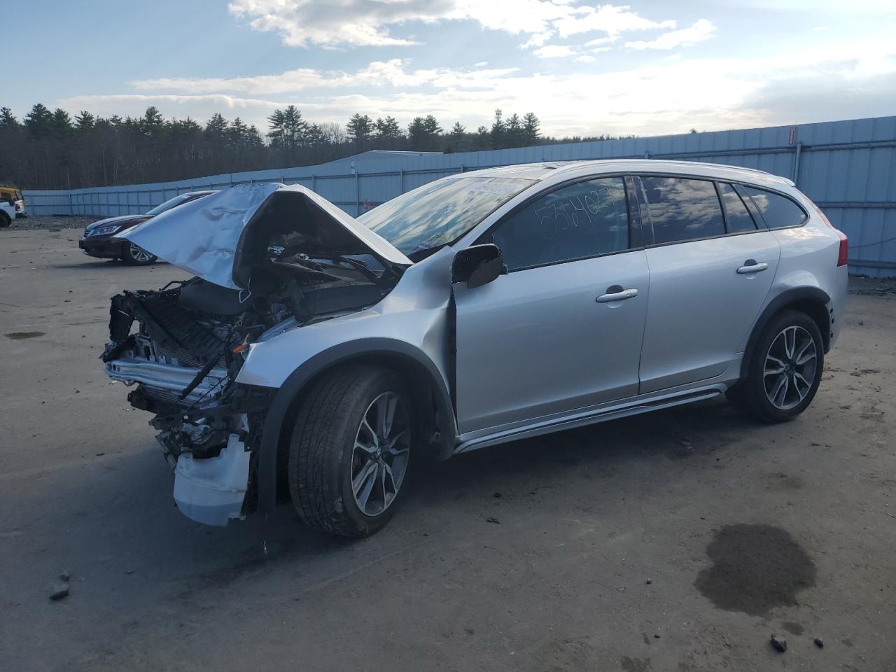 2017 Volvo V60 Cross Country Premier for Sale in Windham, ME - Front End