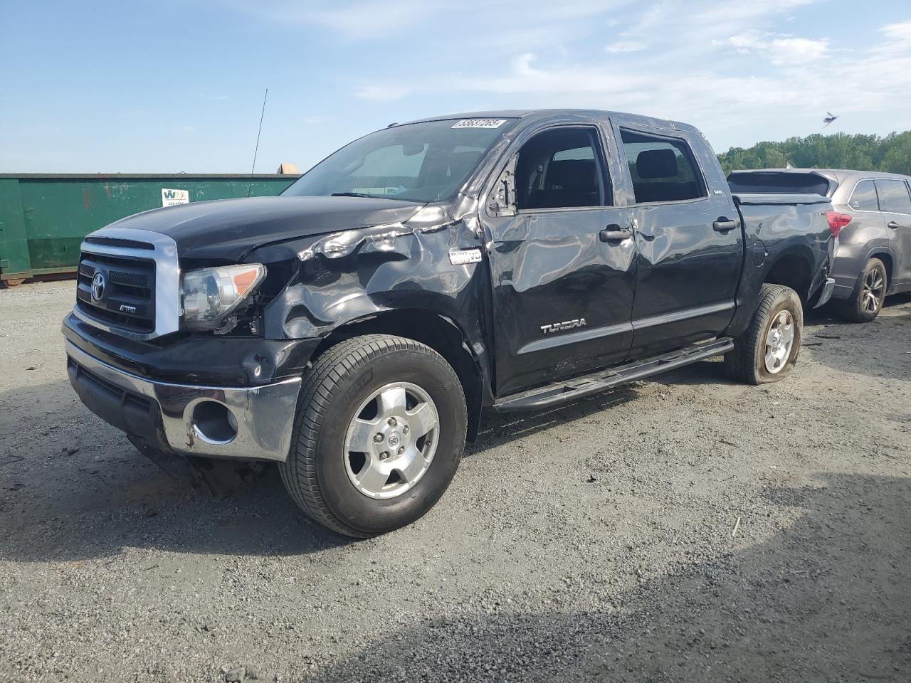 2013 Toyota Tundra Crewmax Sr5 for Sale in Spartanburg, SC - Front End