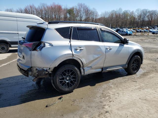  TOYOTA RAV4 2018 Srebrny