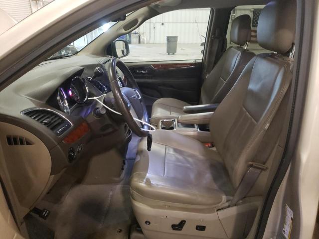 Minivans CHRYSLER MINIVAN 2013 tan