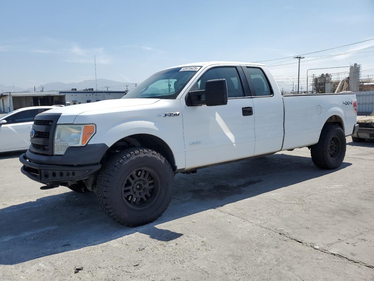 2013 Ford F150 Super Cab за продажба в Sun Valley, CA - Vandalism