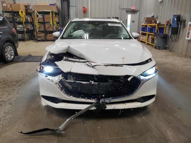  MAZDA 3 2019 White
