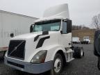 2016 Volvo Vn Semi Truck للبيع في Marlboro، NY - Normal Wear