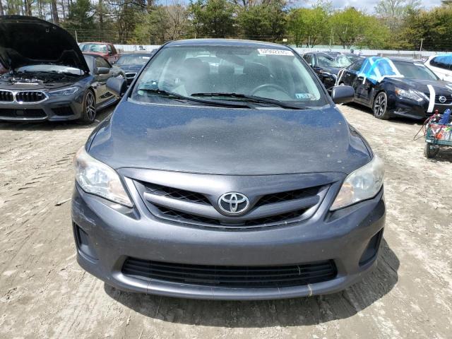 Седаны TOYOTA COROLLA 2013 Серый