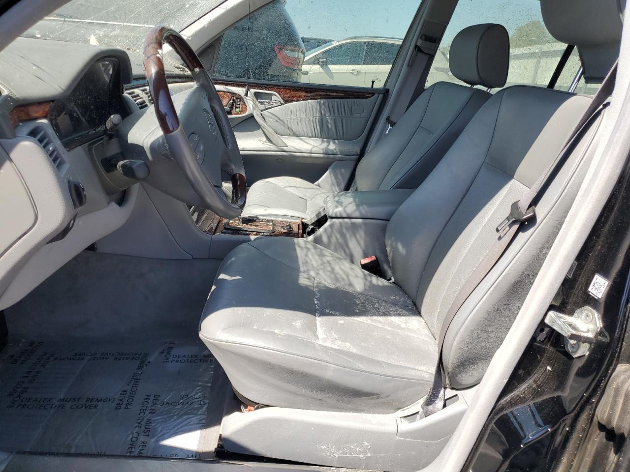 2001 Mercedes-Benz E 320 VIN: WDBJF65J41B249798 Lot: 52444935