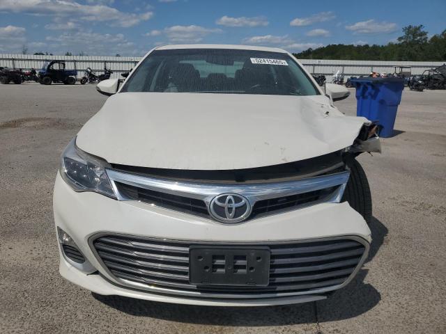 Седаны TOYOTA AVALON 2013 Белы