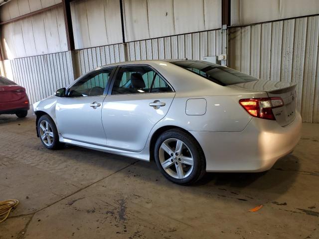  TOYOTA CAMRY 2013 Srebrny